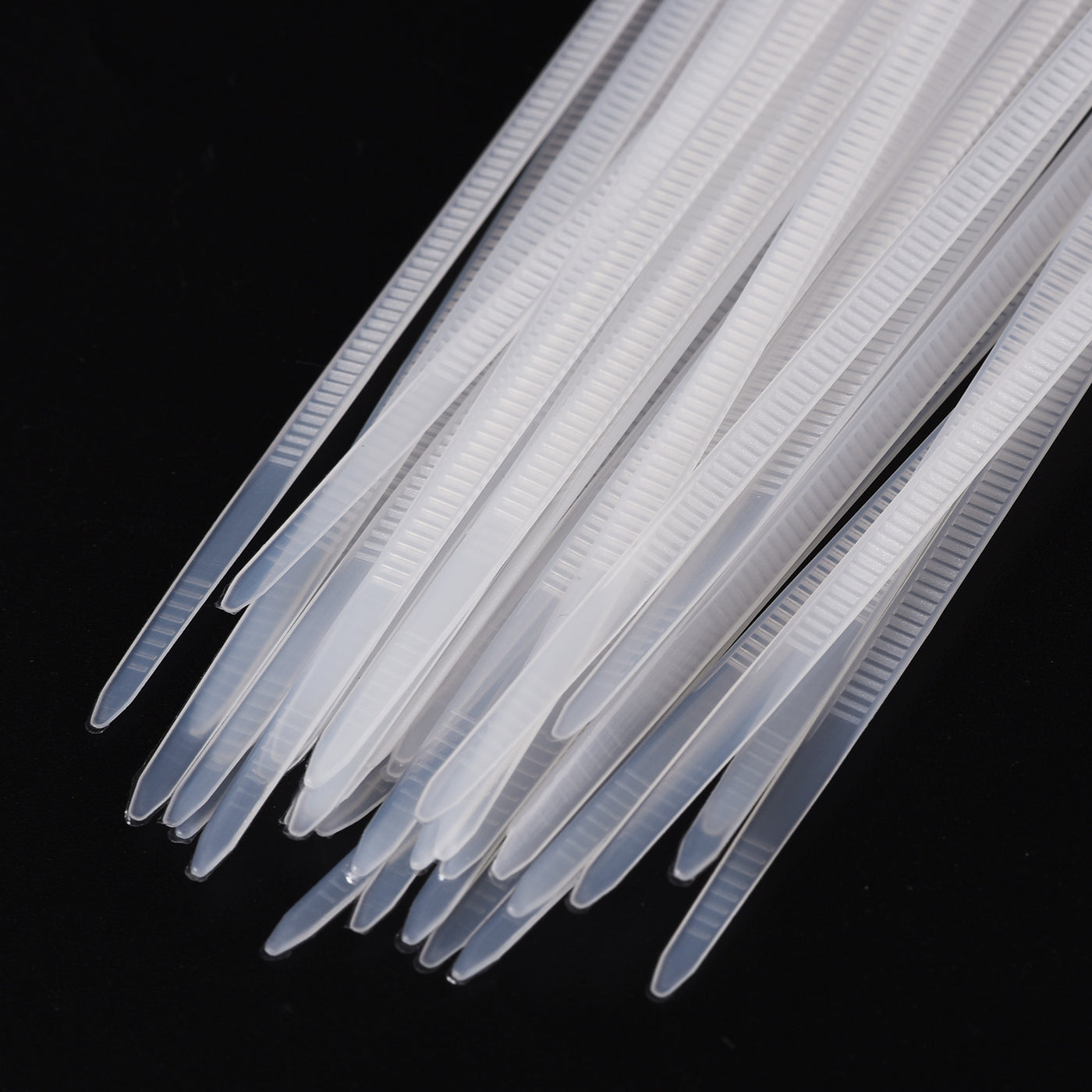 Harfington 1600pcs 3 Inch 11 Lbs Cable Zip Ties Self-Locking Small Nylon Cable Tie Wraps 1/8" for Cord Management, White